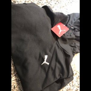 Cropped Puma Pull over size L NWT 🖤